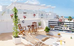Summerland Apartments Rota